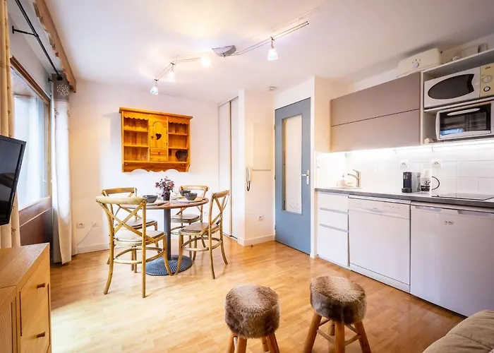 Pour 4 Pers. A Lary Soulan Avec Parking - Fr-1-296-431 アパート