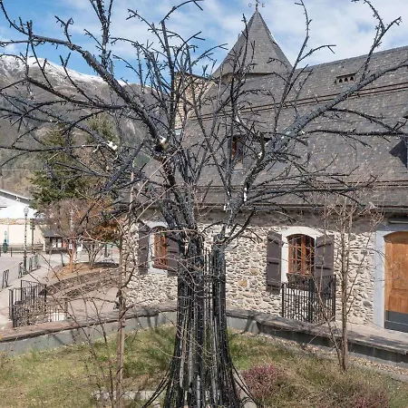 Pour 4 Pers. A Lary Soulan Avec Parking - Fr-1-296-431